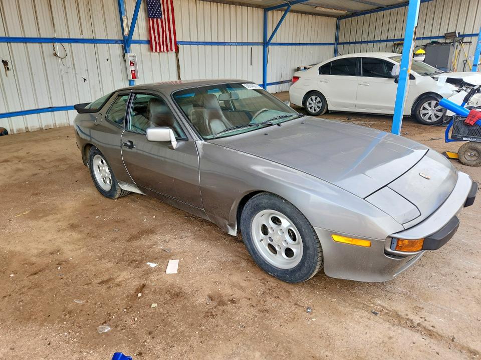 1986 PORSCHE 944