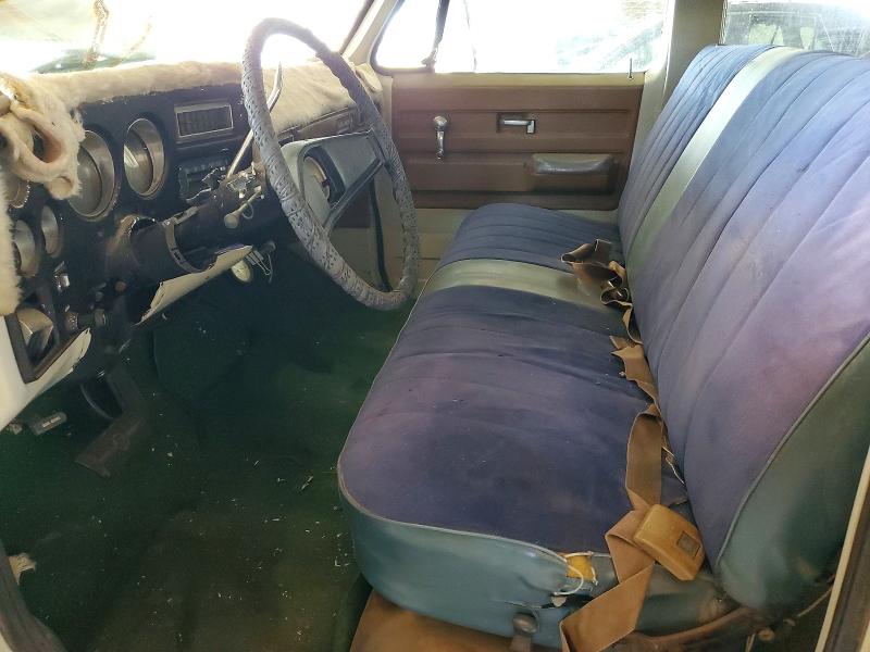 1973 CHEVROLET SUBURBAN