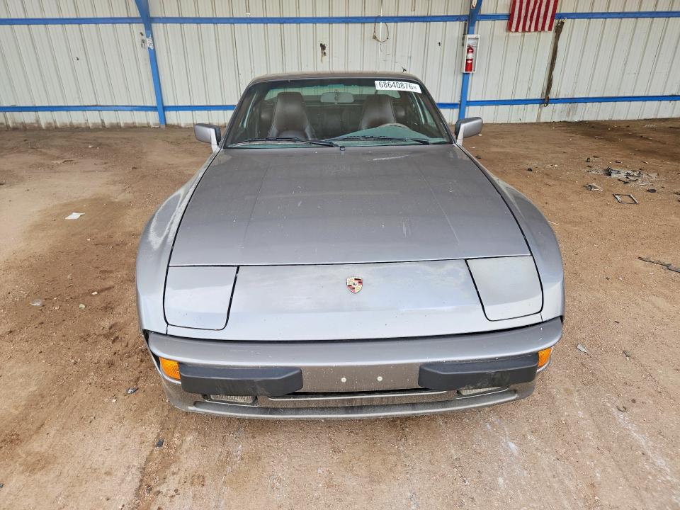 1986 PORSCHE 944