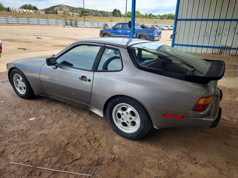 1986 PORSCHE 944
