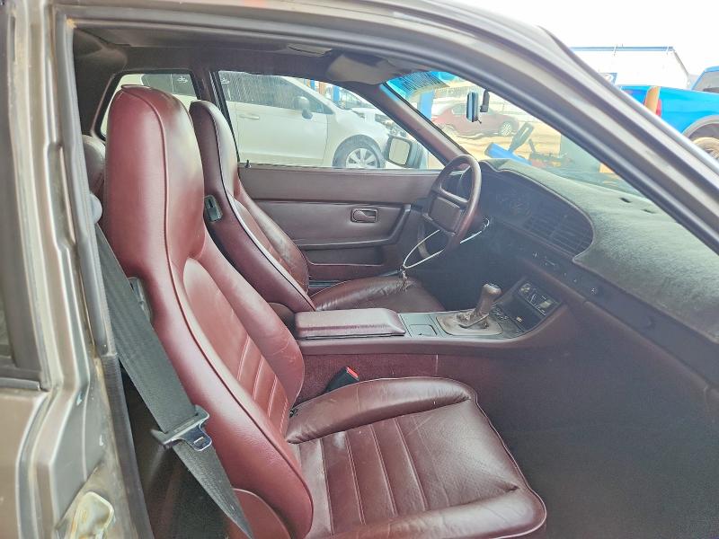 1986 PORSCHE 944